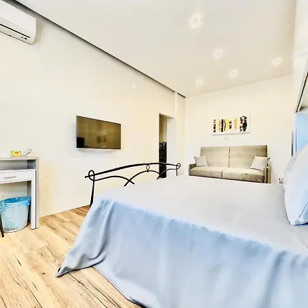 La Storia E Il Mare Di