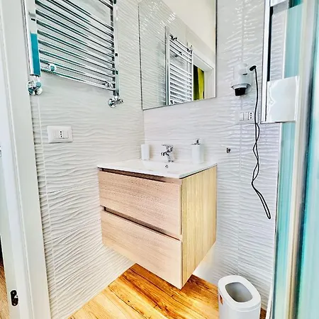 La Storia E Il Mare Di