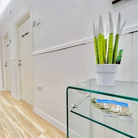 Gasthuis La Storia E Il Mare Di Napels